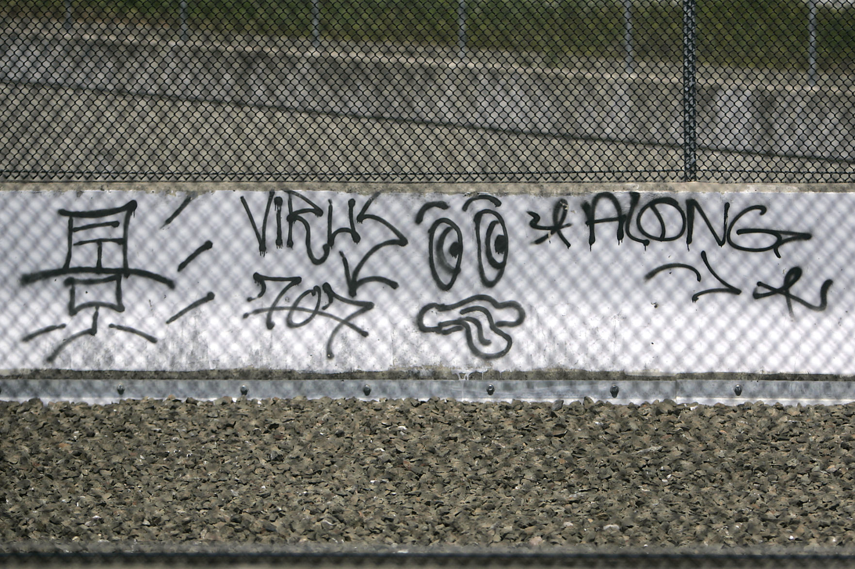 Vine Trail Grafitti